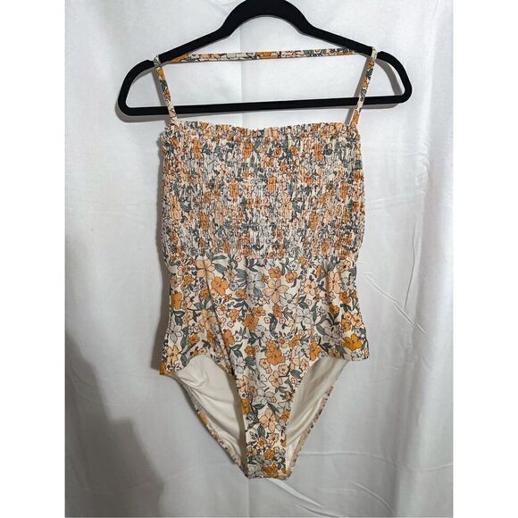 Cupshe NWT One piece floral suit - Picture 8 of 9